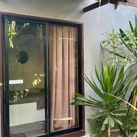 Yay Lodge Siargao, Private Room 1 With Ac & Hot Shower And Fast Starlink Wifi General Luna  Luaran gambar